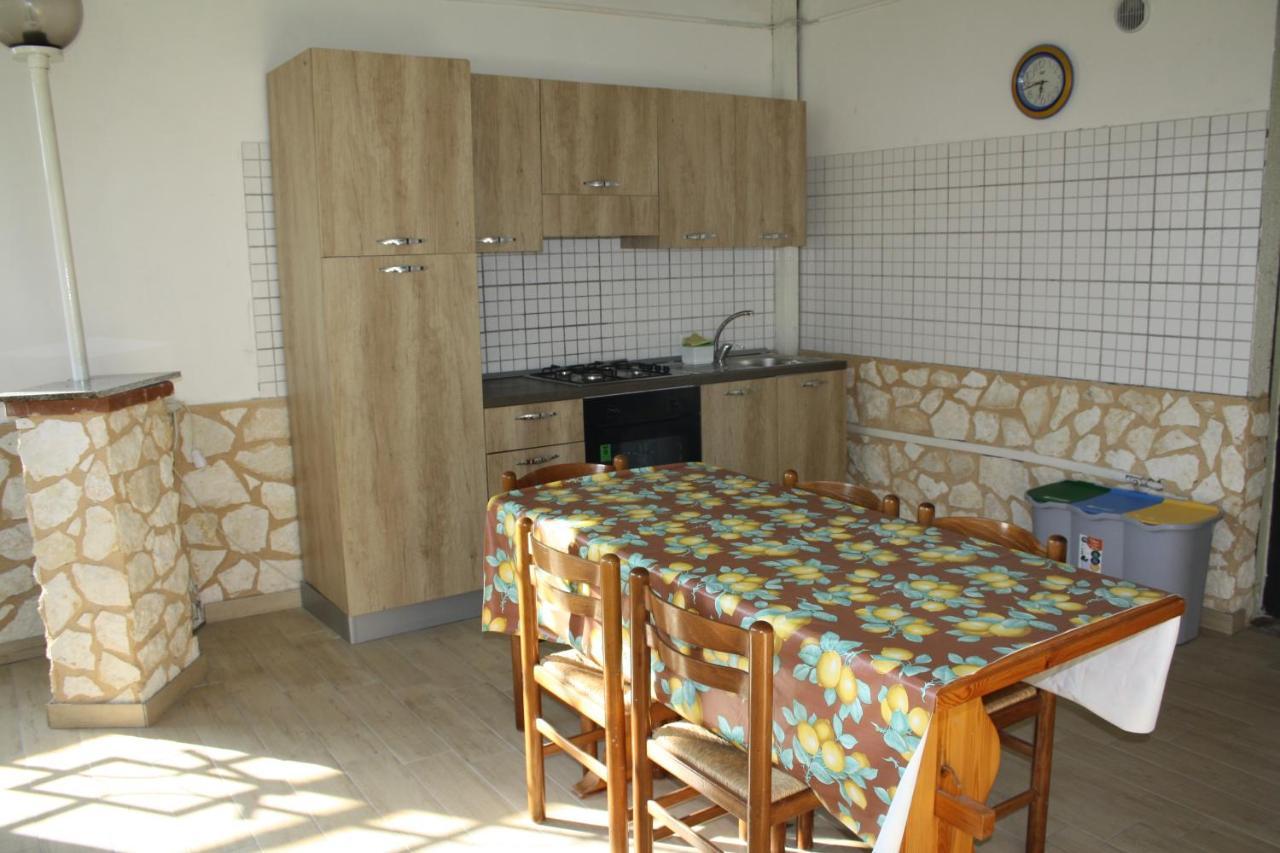 B&B Borgo Pileri Mazzarino Экстерьер фото